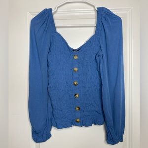 Freshman Forever Summer Blue Scrunch Buttons Long Sleeve Size Medium NWT